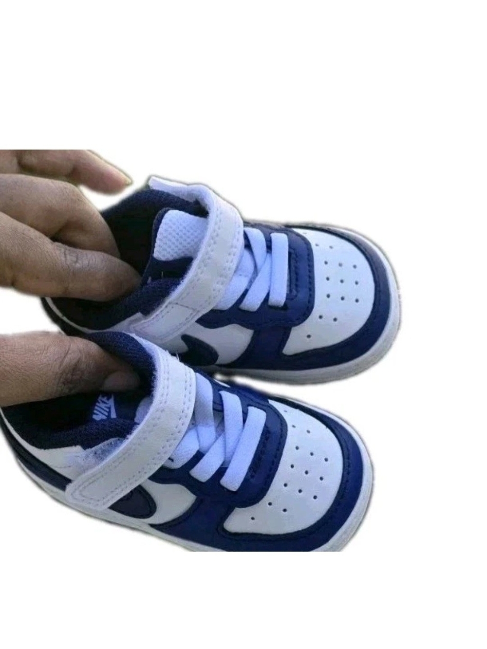 Nike Kids White and Navy Hook-and-Loop Sneakers